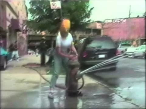 Illustration pour Mac DeMarco invite Homer Simpson dans le clip de « Chamber Of Reflection »