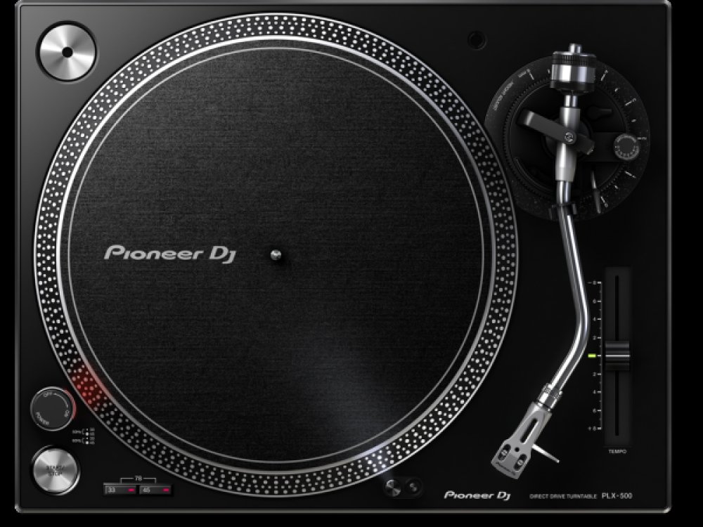 Illustration pour Pioneer DJ dévoile une platine vinyle tout terrain à moins de 400€