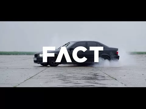 Illustration pour Superpoze sort un nouveau clip à base de grosse cylindrée