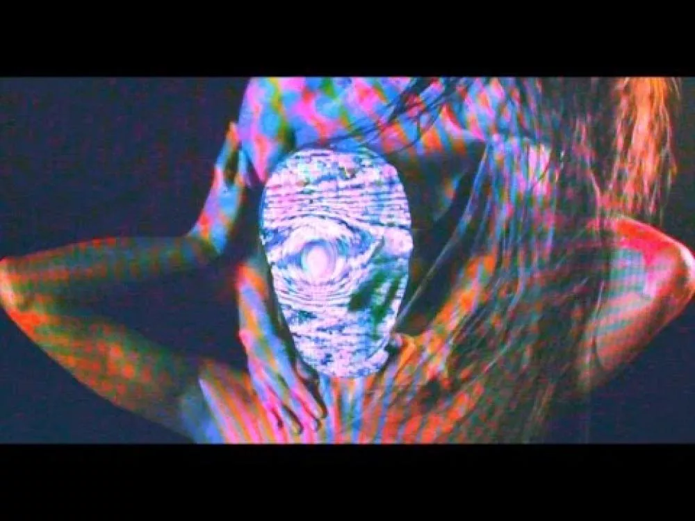 Illustration pour Clip&nbsp;: Clarence Clarity &#8211; « Buck-toothed Particle Smashers »