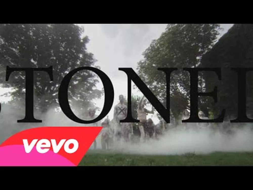 Illustration pour Koudlam nous entraîne dans une orgie pour son nouveau clip