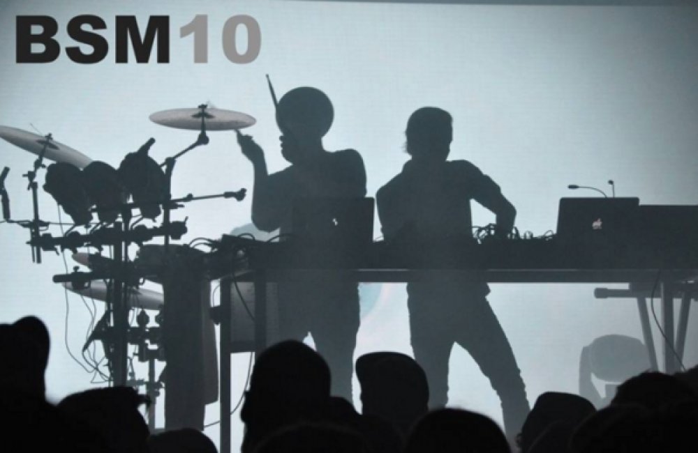 Illustration pour Booka Shade a remixé son album « Movements »