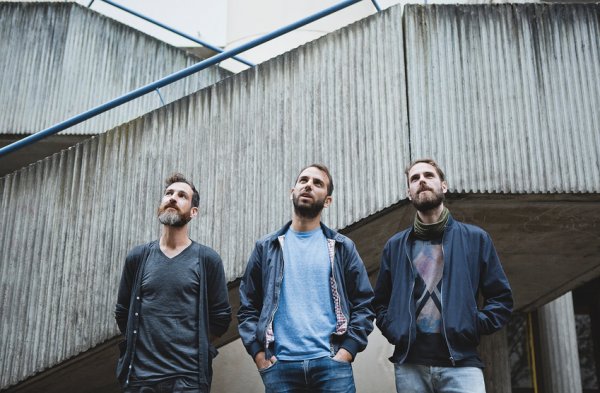 Illustration pour Coup de pouce&nbsp;: Reliefs