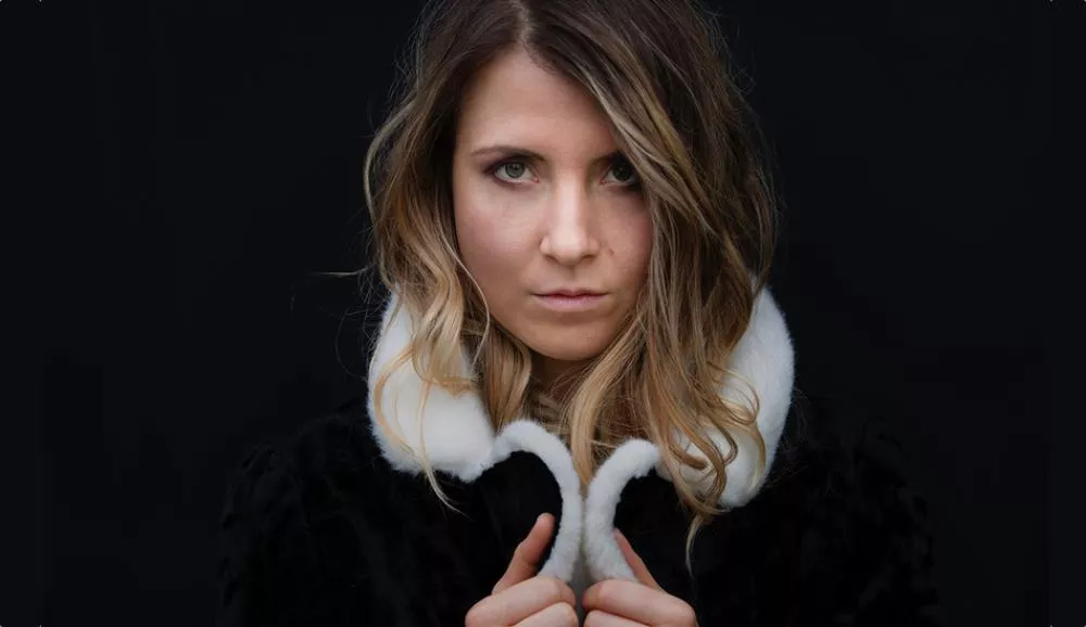 Illustration pour Le nouvel EP de Clara Moto est disponible en écoute !