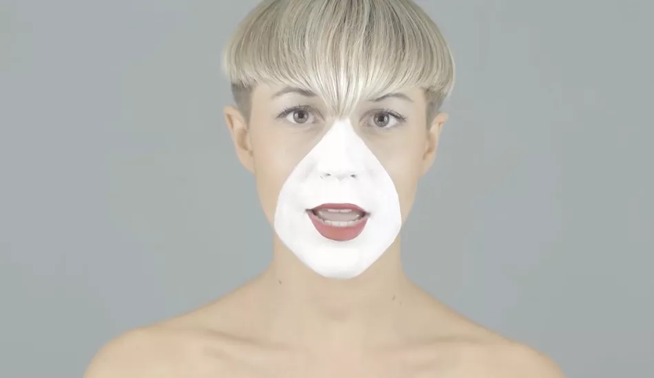 Illustration pour Un peu de fraîcheur avec l&rsquo;EP « Colourful Shores » d&rsquo;Elbi