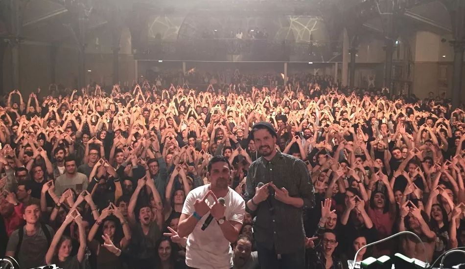 Illustration pour En direct d&rsquo;AllttA (20syl &#038; Mr. J. Medeiros) à l&rsquo;Elysée Montmartre