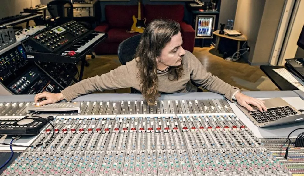 Illustration pour Flavien Berger a sorti un nouveau morceau à l&rsquo;aide de vos samples