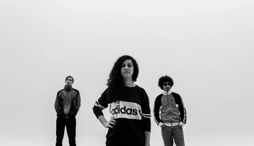 Illustration pour Coup de pouce&nbsp;: J-Silk