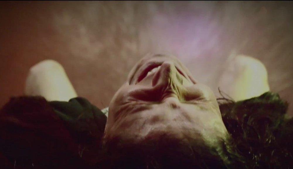 Illustration pour NSFW&nbsp;: BRNS est de retour avec « Pious Platitudes » et un clip bien crado