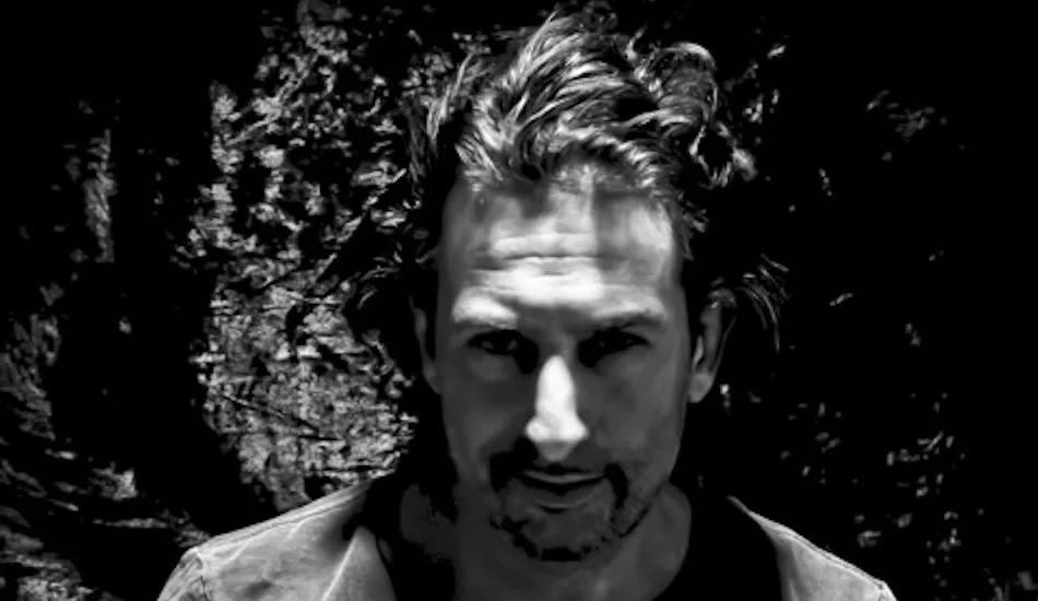 Illustration pour Dino Lenny, la nouvelle signature du label d&rsquo;Agoria, dévoile son EP « Shoot Me To The Sky »