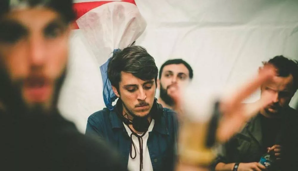 Illustration pour Exclu&nbsp;: « Acid Devotion », la douceur acid house de Laroze