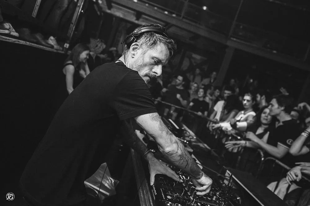 Illustration pour manu