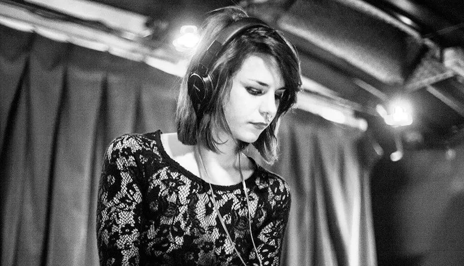 Illustration pour Exclu&nbsp;: acid-techno percutante avec le nouvel EP de Calling Marian