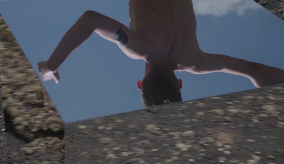 Illustration pour Chloé dévoile « Recall » accompagné d&rsquo;un clip cosmique et poétique