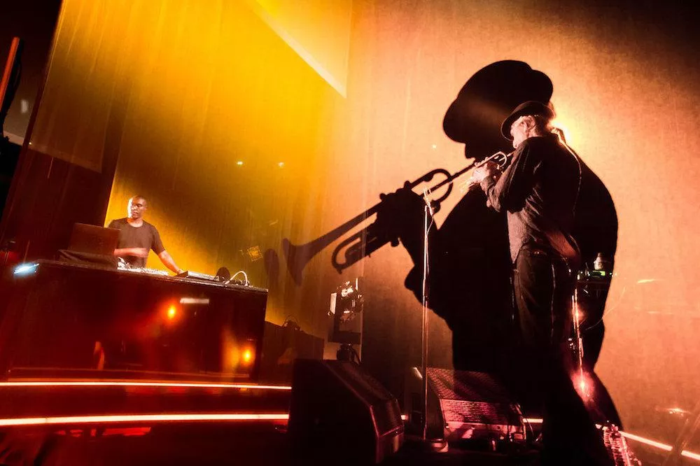 Illustration pour varia-kenny