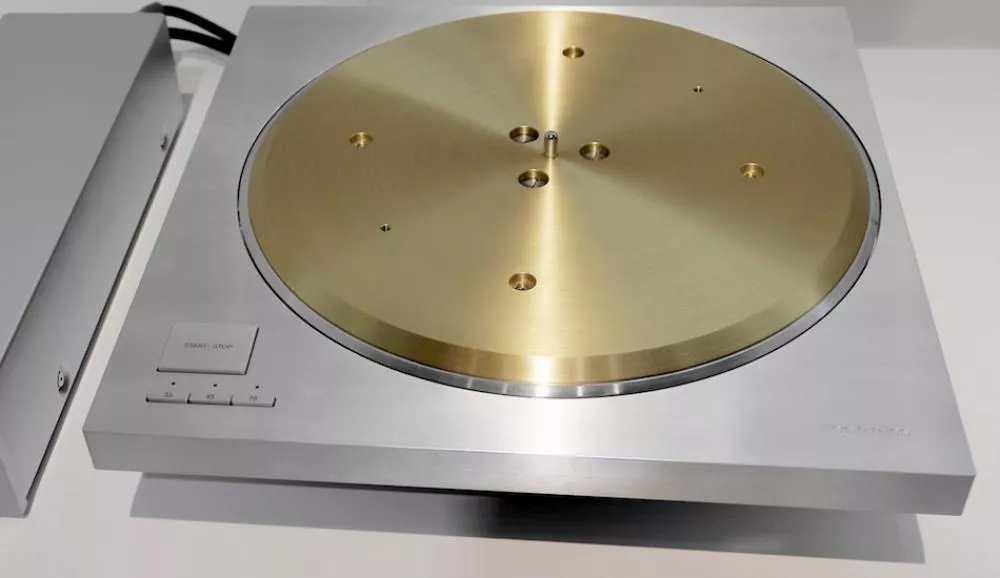 Illustration pour Technics dévoile sa nouvelle platine vinyle à 10 000 $