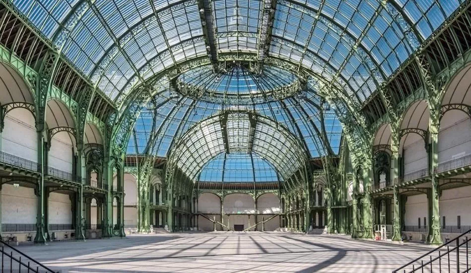 Illustration pour Techno sous la verrière&nbsp;: le Grand Palais se transforme en club avec « Seasons »