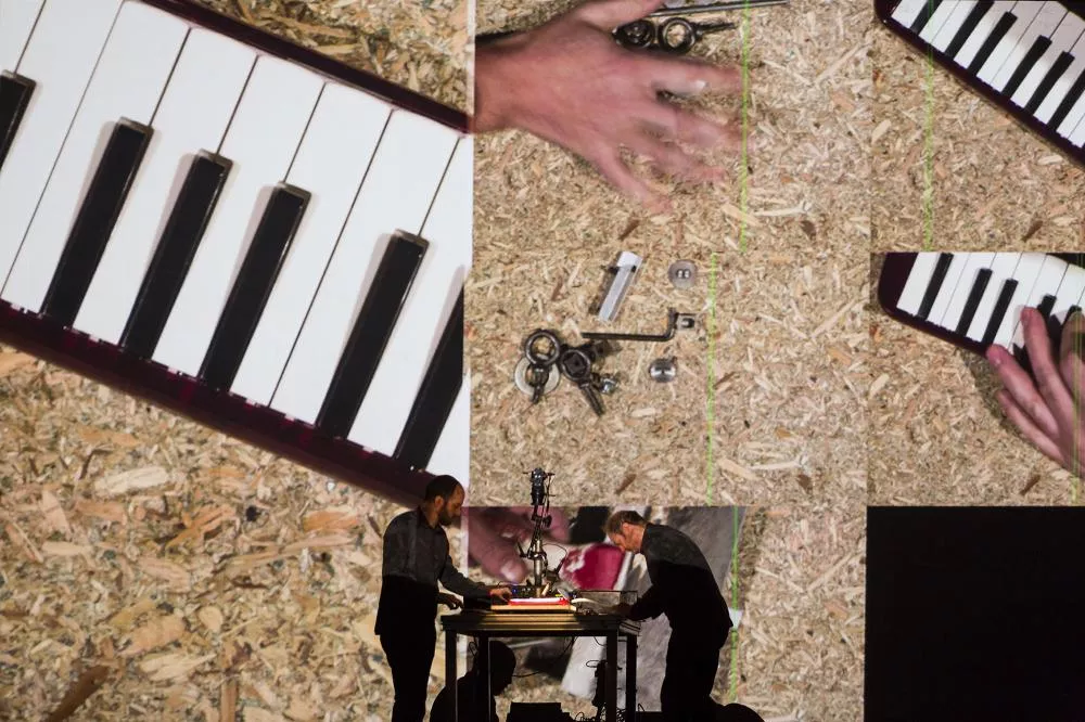 Illustration pour _MG_2654 copia_AlexandreBurton&#038;JulienRoy_©AlbaRuperez