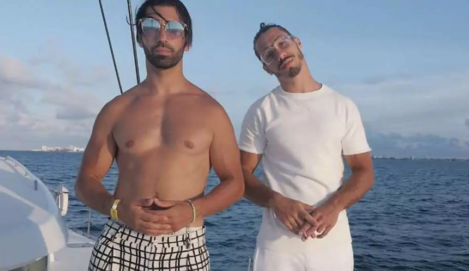 Illustration pour Tsugi Daily&nbsp;: PNL dans le prochain Romain Gavras, les mémoires de Prince bientôt publiées&#8230;