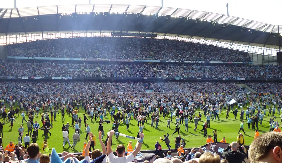 Illustration pour Manchester City vs Liverpool&nbsp;: la playlist mancunienne d&rsquo;avant-match