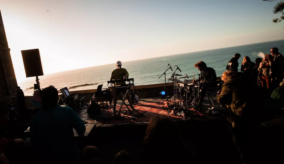 Illustration pour TRAV2018-JK-0252