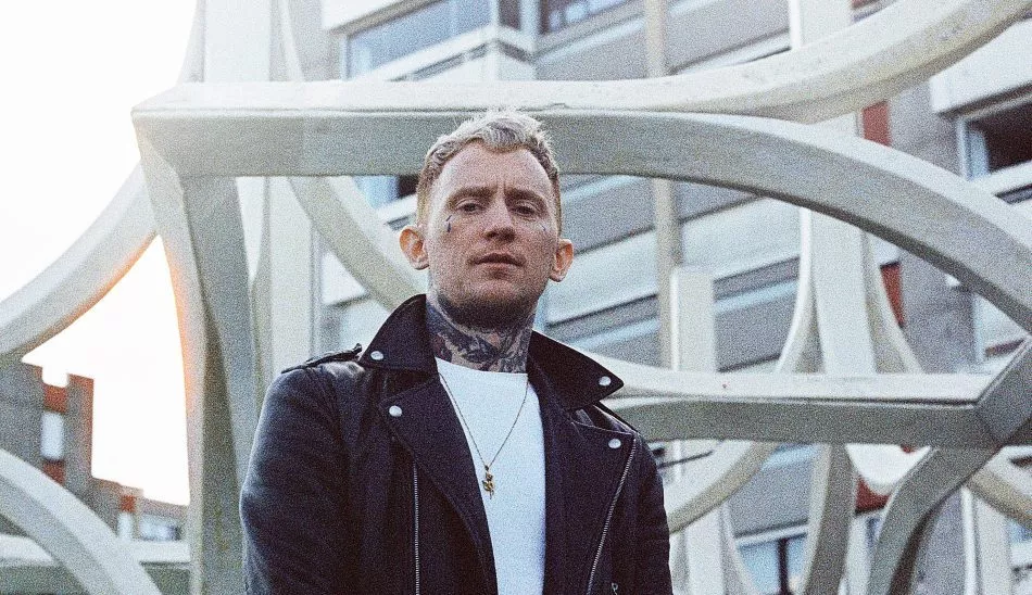 Illustration pour Tsugi Recording Session&nbsp;: Frank Carter and The Rattlesnakes en acoustique avec « Wild Flowers »