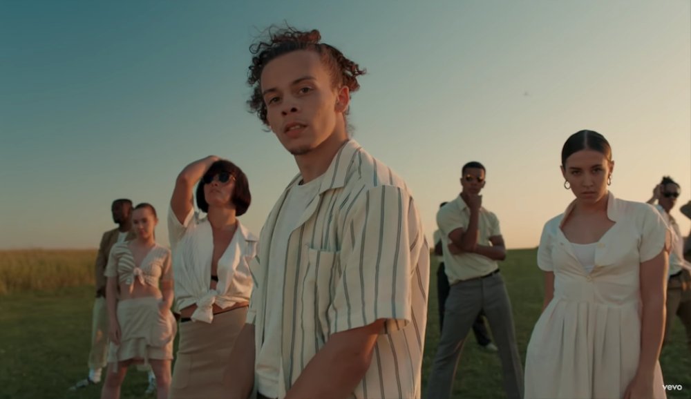 Illustration pour Jungle lâche les clips « Heavy, California » et « Cherry », extraits de leur prochain album