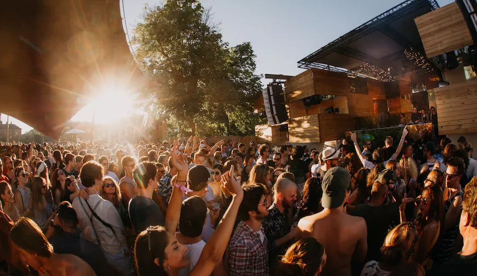 Illustration pour Paradise City 2018&nbsp;: la playlist house-techno de ton été