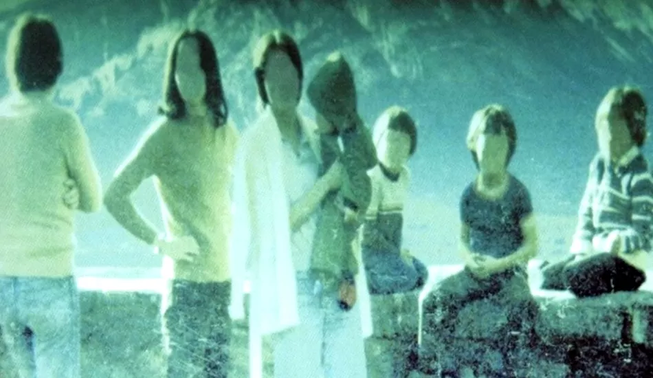 Illustration pour 20 ans cette année&nbsp;: « Music Has The Right To Children », le premier album brillant de Boards Of Canada