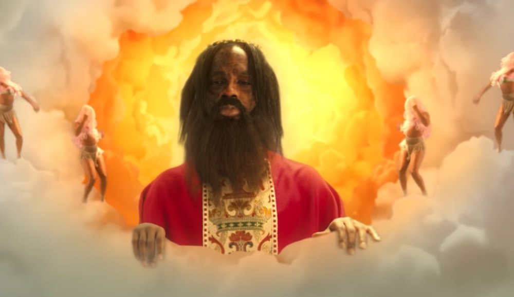 Illustration pour A voir&nbsp;: Travis Scott se la joue prophète dans son clip « Stop Trying To Be God »