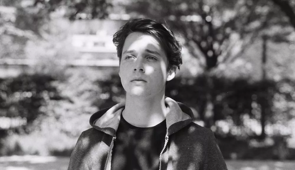 Illustration pour A voir&nbsp;: Tim Dup et ses amours fantasmées dans « Mourir vieux (avec toi) »