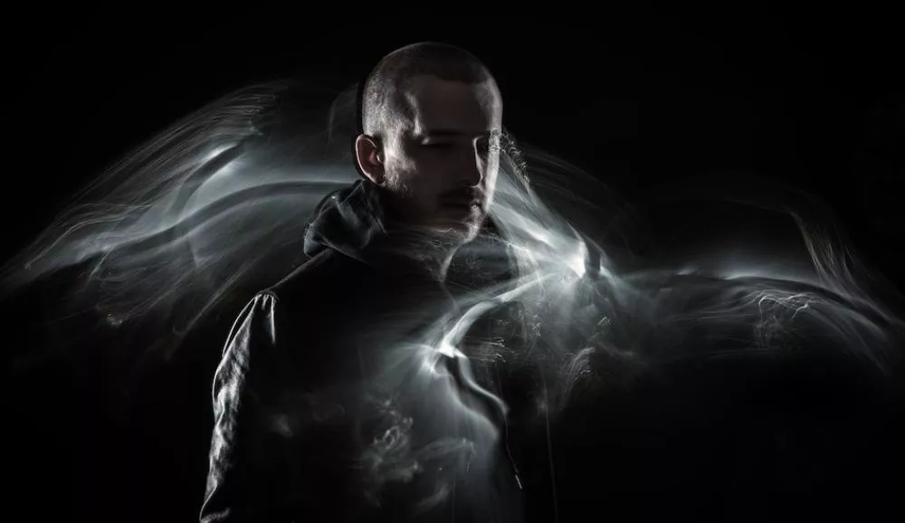 Illustration pour En écoute&nbsp;: Throwing Snow publie « Loma », un album dévastateur