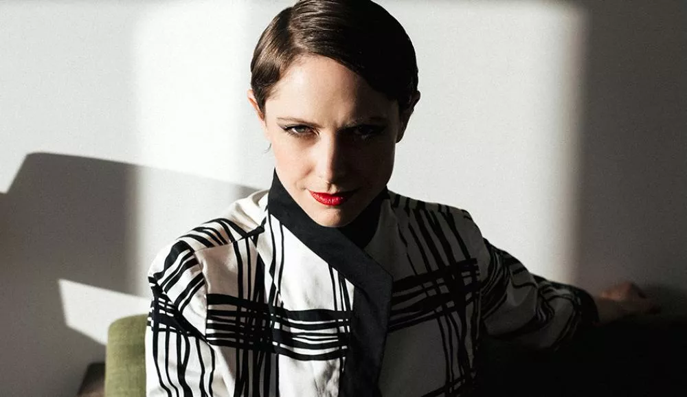 Illustration pour Exclu&nbsp;: Kristin Velvet dévoile le feel-good « High Ache »