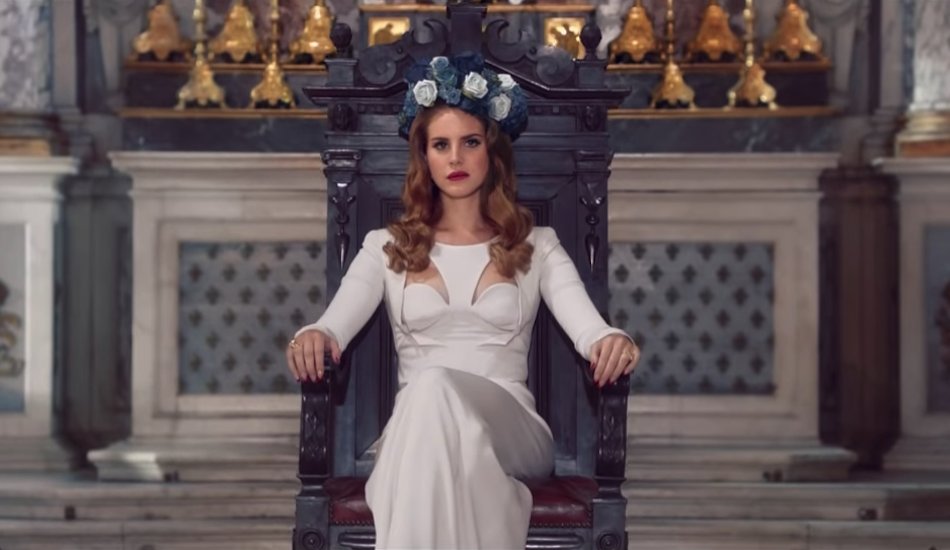 Illustration pour Tsugi Daily&nbsp;: Lana Del Rey a fini son album, le nouveau projet du batteur d&rsquo;Arctic Monkeys&#8230;