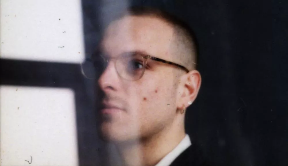 Illustration pour En écoute&nbsp;: le nouveau DJ-Kicks expérimental de Leon Vynehall