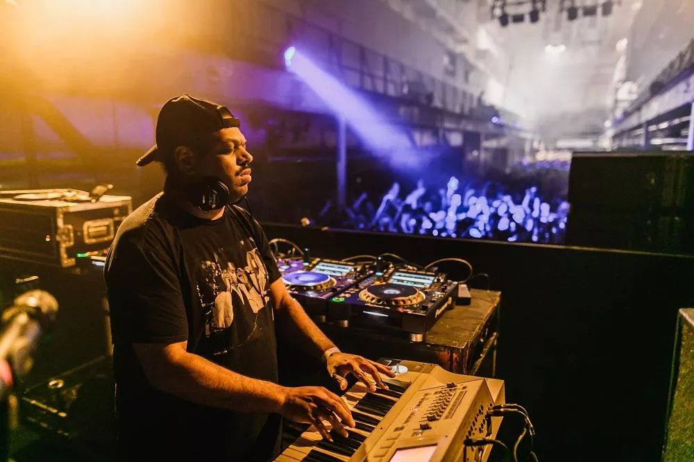 Illustration pour 190309_PRINTWORKS_Kaoz_JakeDavis_@hungryvisuals-1952