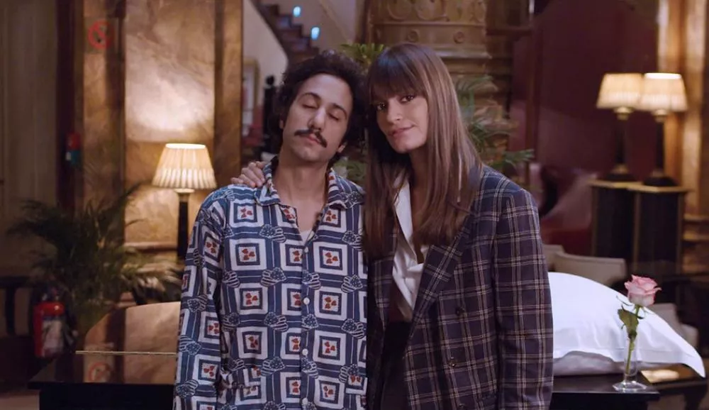 Illustration pour À voir&nbsp;: un nouveau clip pour « Nue », le morceau disco-pop de Clara Luciani