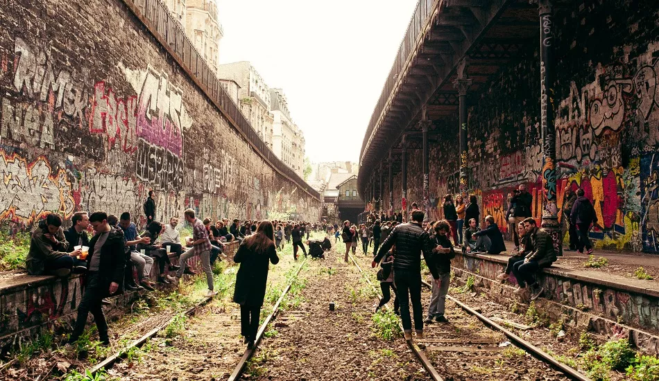 Illustration pour Pour ses deux ans, le Hasard Ludique s&rsquo;installe sur 2000m² de la Petite Ceinture