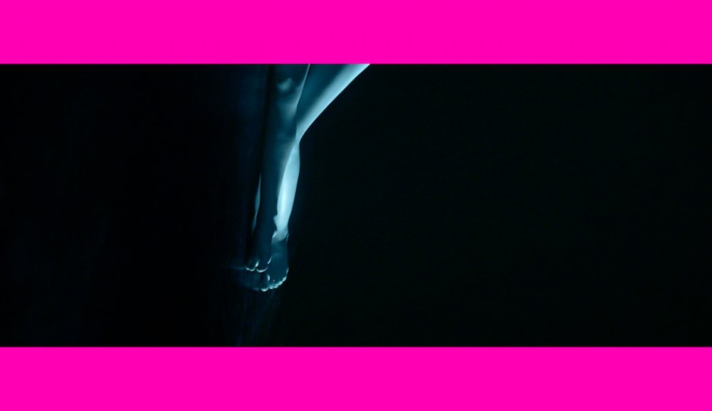 Illustration pour A voir&nbsp;: « Pretty Sunny Funny Walk », le très beau clip de NIKI NIKI