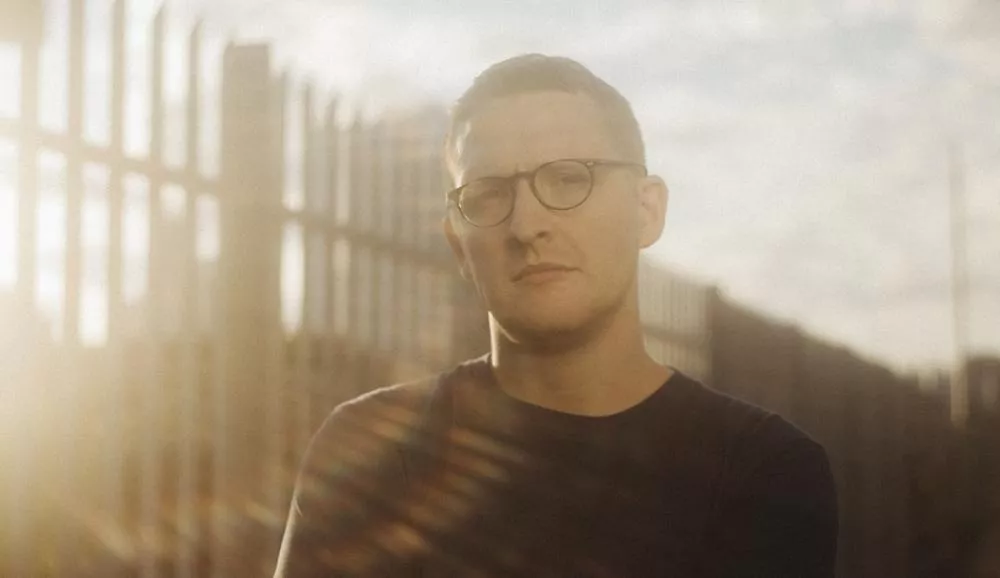 Illustration pour Floating Points&nbsp;: nouveau clip, nouvel album, nouvel horizon