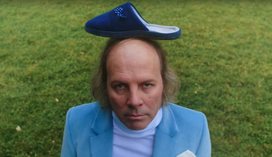 Illustration pour Tsugi Daily&nbsp;: « Stone Avec Toi », le nouveau clip complètement délirant de Philippe Katerine