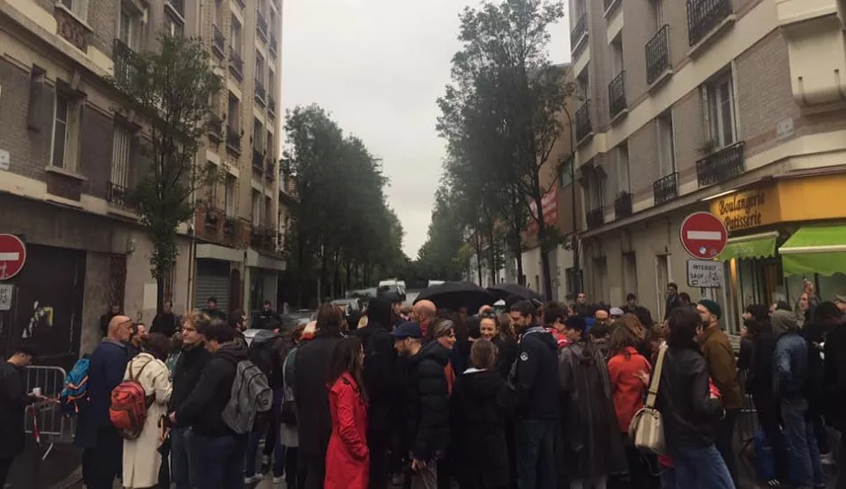 Illustration pour Mains d&rsquo;Oeuvres est en train de se faire expulser de ses locaux