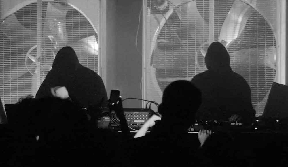 Illustration pour Tsugi Daily&nbsp;: le duo suédois SHXCXCHCXCXSH annonce un album techno sous le nom de HSXCHCXCXCXHS