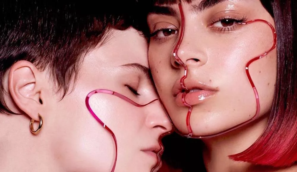 Illustration pour Tsugi Daily&nbsp;: quand Nina Kraviz remixe Charli XCX et Christine and the Queens