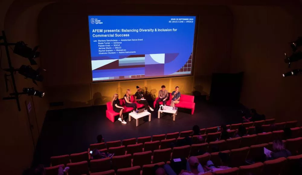 Illustration pour Paris Electronic Week&nbsp;: une édition qui sent le renouveau