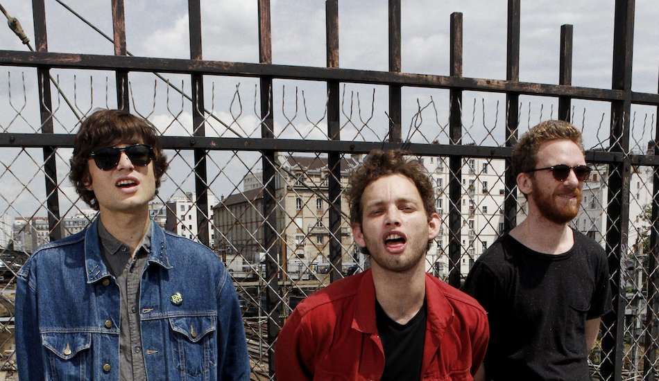 Illustration pour Entre rock et rap, le trio parisien Süeür livre un deuxième titre clippé sombre et stressant