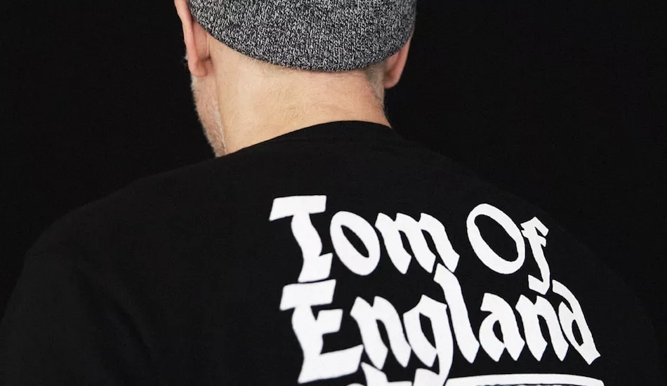 Illustration pour Tom of England&nbsp;: son premier album entre indie et musique électronique