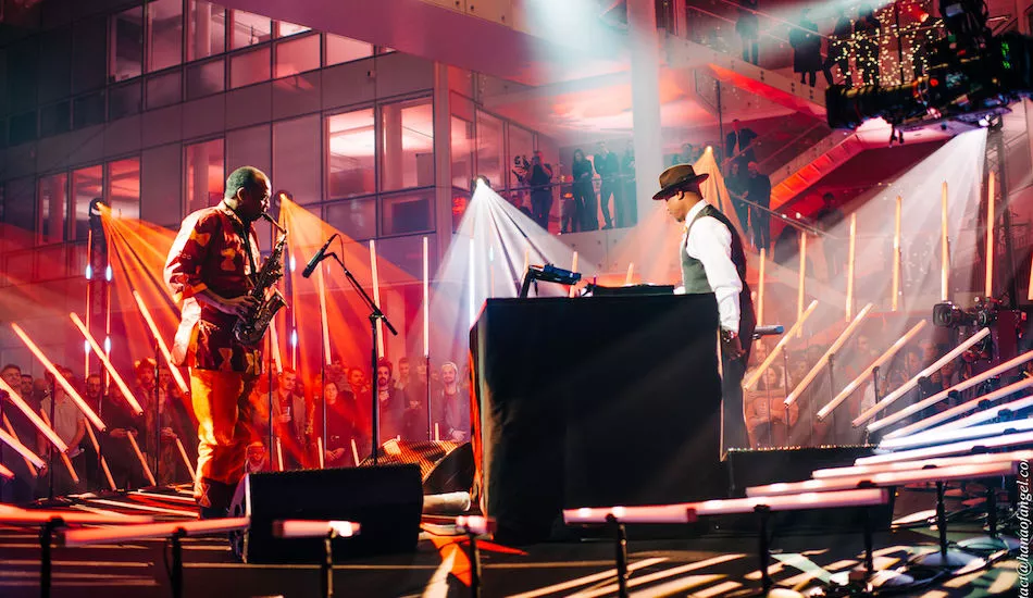 Illustration pour À voir&nbsp;: Femi Kuti et Robert Hood reprennent l&rsquo;oeuvre de James Brown pour Variations