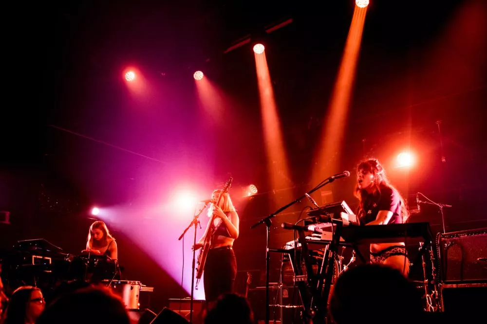 Illustration pour 2020111-23