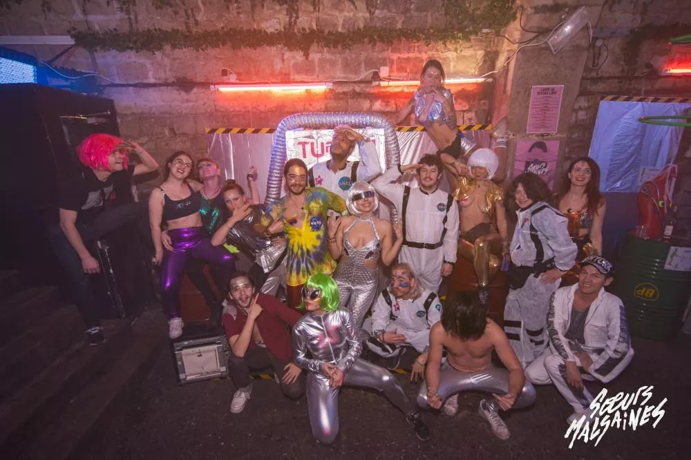 Les Soeurs Malsaines